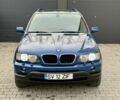 Синій БМВ Х5, об'ємом двигуна 3 л та пробігом 280 тис. км за 5700 $, фото 1 на Automoto.ua