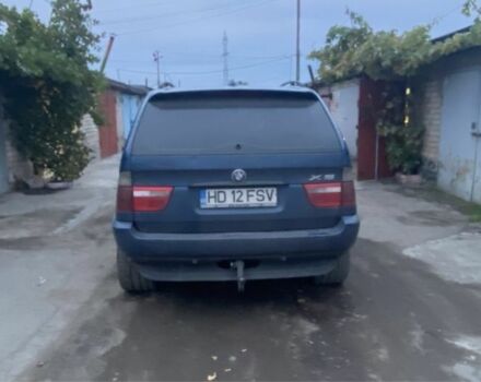 Синій БМВ Х5, об'ємом двигуна 3 л та пробігом 260 тис. км за 4800 $, фото 4 на Automoto.ua