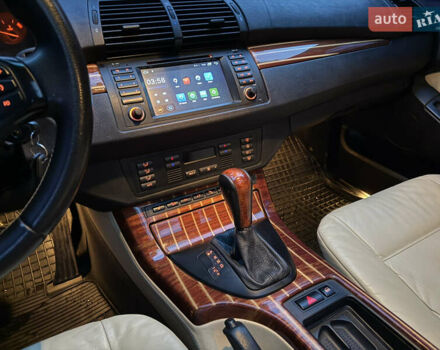 Синий БМВ Х5, объемом двигателя 3 л и пробегом 333 тыс. км за 9700 $, фото 25 на Automoto.ua