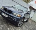 Синий БМВ Х5, объемом двигателя 4.4 л и пробегом 301 тыс. км за 8900 $, фото 1 на Automoto.ua