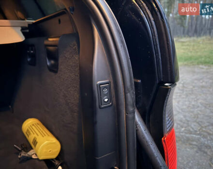 Синий БМВ Х5, объемом двигателя 3 л и пробегом 333 тыс. км за 9700 $, фото 43 на Automoto.ua