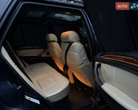 Синий БМВ Х5, объемом двигателя 3 л и пробегом 333 тыс. км за 9700 $, фото 18 на Automoto.ua
