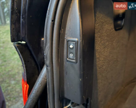 Синий БМВ Х5, объемом двигателя 3 л и пробегом 333 тыс. км за 9700 $, фото 42 на Automoto.ua