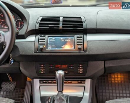 Синій БМВ Х5, об'ємом двигуна 3 л та пробігом 362 тис. км за 12700 $, фото 65 на Automoto.ua