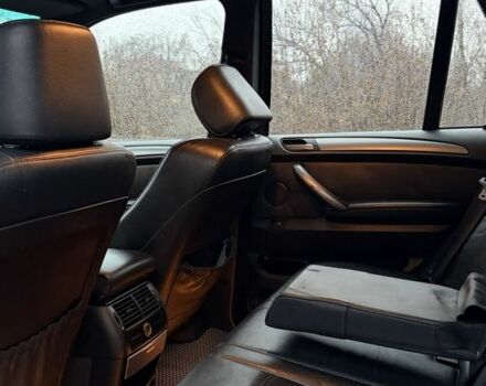 Синий БМВ Х5, объемом двигателя 3 л и пробегом 300 тыс. км за 6200 $, фото 21 на Automoto.ua