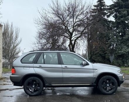 Синий БМВ Х5, объемом двигателя 3 л и пробегом 300 тыс. км за 6200 $, фото 3 на Automoto.ua