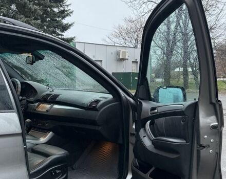 Синий БМВ Х5, объемом двигателя 3 л и пробегом 300 тыс. км за 6200 $, фото 17 на Automoto.ua