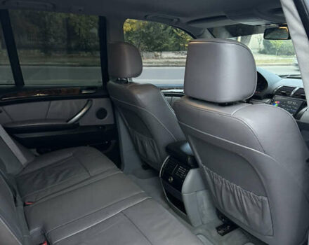 Синій БМВ Х5, об'ємом двигуна 3 л та пробігом 340 тис. км за 6299 $, фото 21 на Automoto.ua