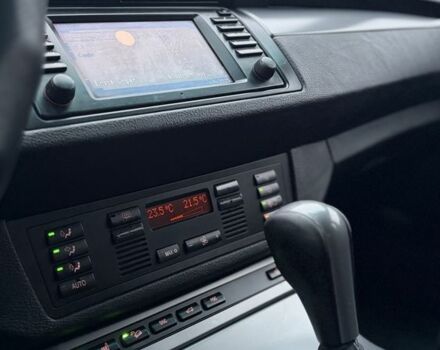 Синий БМВ Х5, объемом двигателя 3 л и пробегом 300 тыс. км за 6200 $, фото 16 на Automoto.ua