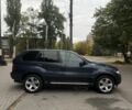 Синий БМВ Х5, объемом двигателя 3 л и пробегом 300 тыс. км за 5500 $, фото 3 на Automoto.ua