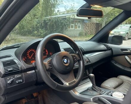 Синий БМВ Х5, объемом двигателя 3 л и пробегом 300 тыс. км за 5500 $, фото 10 на Automoto.ua