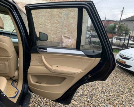 Синий БМВ Х5, объемом двигателя 3 л и пробегом 294 тыс. км за 12999 $, фото 9 на Automoto.ua