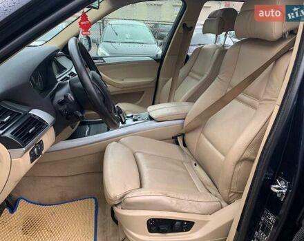 Синій БМВ Х5, об'ємом двигуна 2.99 л та пробігом 294 тис. км за 12999 $, фото 10 на Automoto.ua
