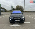 Синий БМВ Х5, объемом двигателя 3 л и пробегом 286 тыс. км за 13000 $, фото 1 на Automoto.ua