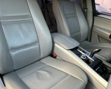 Синий БМВ Х5, объемом двигателя 3 л и пробегом 300 тыс. км за 12900 $, фото 7 на Automoto.ua