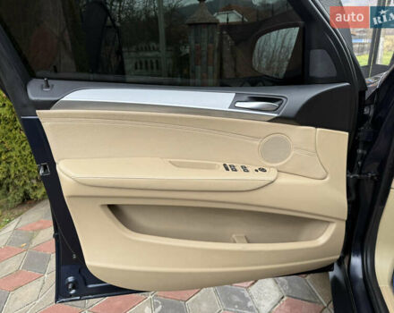 Синій БМВ Х5, об'ємом двигуна 2.99 л та пробігом 298 тис. км за 13999 $, фото 32 на Automoto.ua