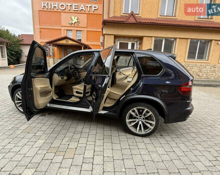 Синий БМВ Х5, объемом двигателя 3 л и пробегом 267 тыс. км за 13999 $, фото 48 на Automoto.ua