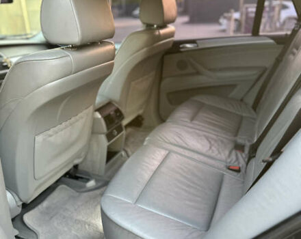 Синий БМВ Х5, объемом двигателя 3 л и пробегом 300 тыс. км за 12900 $, фото 8 на Automoto.ua