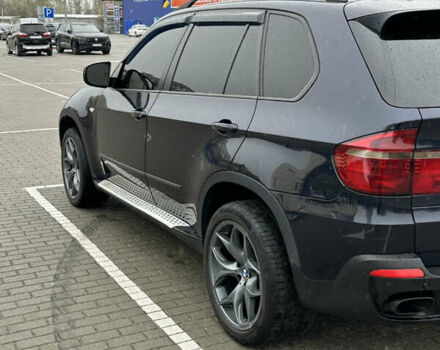 Синий БМВ Х5, объемом двигателя 3 л и пробегом 372 тыс. км за 9000 $, фото 2 на Automoto.ua