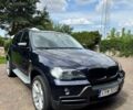 Синий БМВ Х5, объемом двигателя 3 л и пробегом 296 тыс. км за 2850 $, фото 1 на Automoto.ua