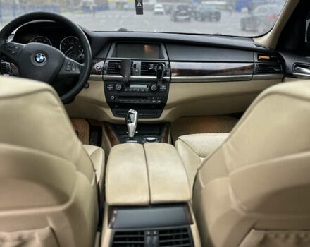 Синій БМВ Х5, об'ємом двигуна 3 л та пробігом 377 тис. км за 9000 $, фото 7 на Automoto.ua