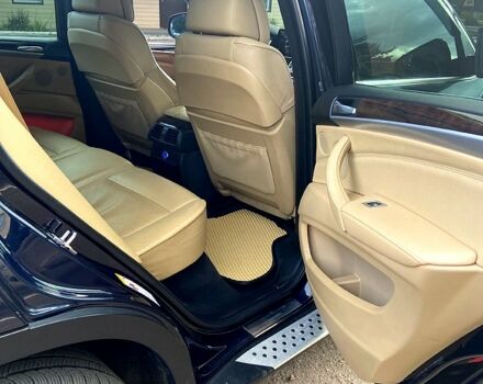 Синий БМВ Х5, объемом двигателя 3 л и пробегом 298 тыс. км за 13650 $, фото 7 на Automoto.ua