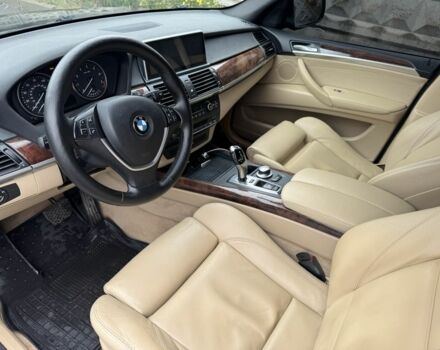 Синий БМВ Х5, объемом двигателя 3 л и пробегом 260 тыс. км за 9250 $, фото 7 на Automoto.ua