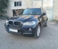 Синий БМВ Х5, объемом двигателя 3 л и пробегом 160 тыс. км за 6300 $, фото 1 на Automoto.ua