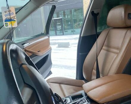 Синий БМВ Х5, объемом двигателя 3.01 л и пробегом 246 тыс. км за 12200 $, фото 3 на Automoto.ua