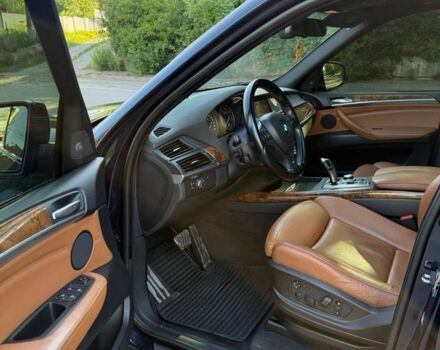 Синій БМВ Х5, об'ємом двигуна 3 л та пробігом 270 тис. км за 17300 $, фото 2 на Automoto.ua