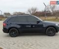 Синий БМВ Х5, объемом двигателя 3 л и пробегом 283 тыс. км за 10900 $, фото 3 на Automoto.ua