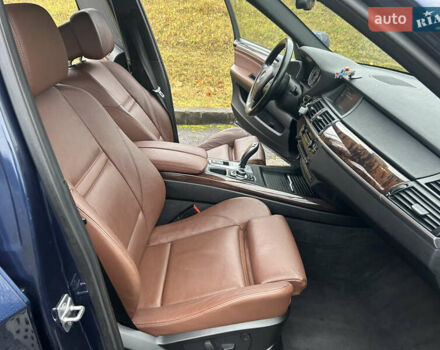 Синій БМВ Х5, об'ємом двигуна 2.98 л та пробігом 193 тис. км за 13500 $, фото 34 на Automoto.ua