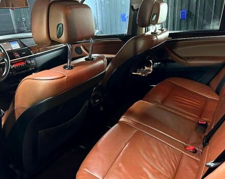 Синий БМВ Х5, объемом двигателя 3 л и пробегом 175 тыс. км за 12500 $, фото 3 на Automoto.ua