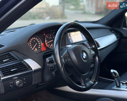 Синий БМВ Х5, объемом двигателя 3 л и пробегом 298 тыс. км за 17990 $, фото 7 на Automoto.ua