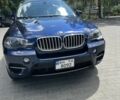 Синий БМВ Х5, объемом двигателя 4.4 л и пробегом 153 тыс. км за 13000 $, фото 1 на Automoto.ua