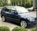 Синий БМВ Х5, объемом двигателя 2.98 л и пробегом 240 тыс. км за 12500 $, фото 3 на Automoto.ua