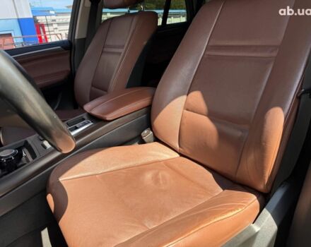 Синій БМВ Х5, об'ємом двигуна 3 л та пробігом 200 тис. км за 13490 $, фото 23 на Automoto.ua