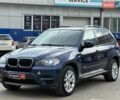 Синий БМВ Х5, объемом двигателя 3 л и пробегом 300 тыс. км за 11990 $, фото 1 на Automoto.ua