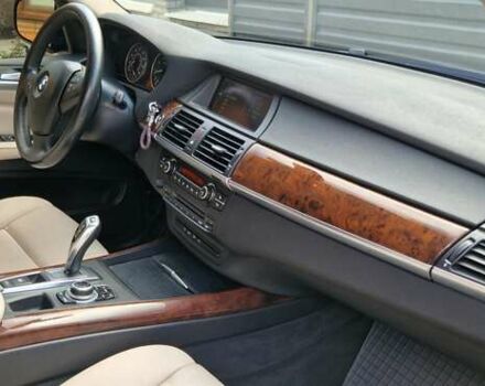 Синій БМВ Х5, об'ємом двигуна 2.98 л та пробігом 201 тис. км за 14500 $, фото 6 на Automoto.ua
