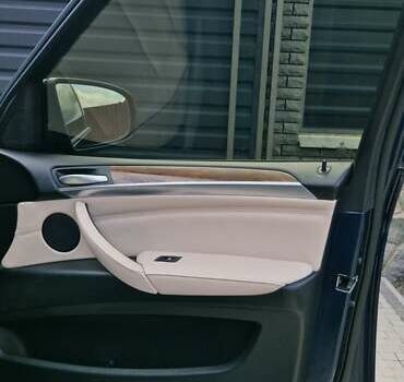 Синій БМВ Х5, об'ємом двигуна 2.98 л та пробігом 201 тис. км за 14500 $, фото 11 на Automoto.ua