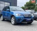 Синий БМВ Х5, объемом двигателя 3 л и пробегом 147 тыс. км за 15990 $, фото 2 на Automoto.ua