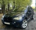 Синий БМВ Х5, объемом двигателя 3 л и пробегом 300 тыс. км за 15559 $, фото 1 на Automoto.ua
