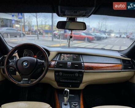 Синій БМВ Х5, об'ємом двигуна 4.4 л та пробігом 200 тис. км за 15990 $, фото 12 на Automoto.ua