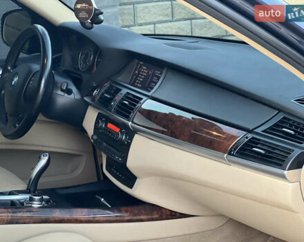 Синий БМВ Х5, объемом двигателя 3 л и пробегом 275 тыс. км за 16450 $, фото 17 на Automoto.ua