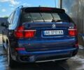 Синий БМВ Х5, объемом двигателя 3 л и пробегом 152 тыс. км за 13600 $, фото 3 на Automoto.ua