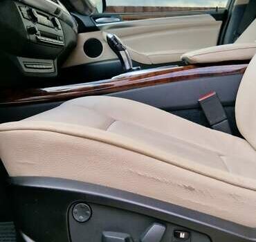 Синій БМВ Х5, об'ємом двигуна 2.98 л та пробігом 201 тис. км за 14500 $, фото 23 на Automoto.ua