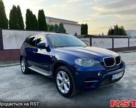 Синій БМВ Х5, об'ємом двигуна 3 л та пробігом 153 тис. км за 15000 $, фото 2 на Automoto.ua