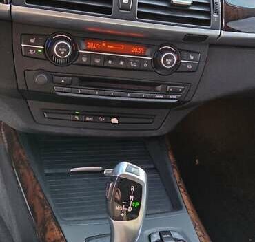 Синий БМВ Х5, объемом двигателя 3 л и пробегом 184 тыс. км за 20800 $, фото 20 на Automoto.ua