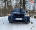 Синий БМВ Х5, объемом двигателя 2.98 л и пробегом 250 тыс. км за 12500 $, фото 1 на Automoto.ua