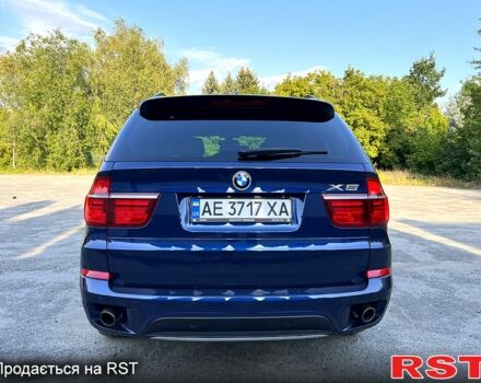 Синій БМВ Х5, об'ємом двигуна 3 л та пробігом 153 тис. км за 15000 $, фото 1 на Automoto.ua
